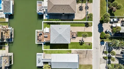 21915 Guadalupe Drive Galveston TX 77554