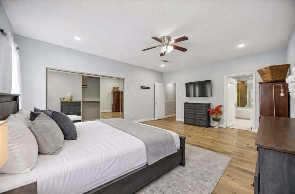 3292 Holly Hall Street Houston TX 77054