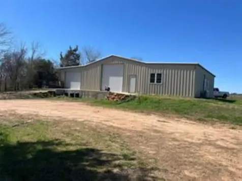 000 Mcelroy Road New Ulm TX 78950