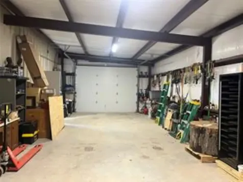 000 Mcelroy Road New Ulm TX 78950