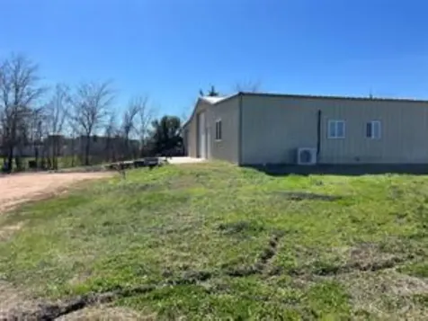 000 Mcelroy Road New Ulm TX 78950