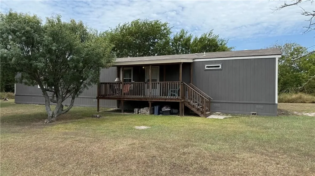 112 E Toledo Street Seadrift TX 77983