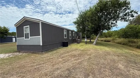 112 E Toledo Street Seadrift TX 77983