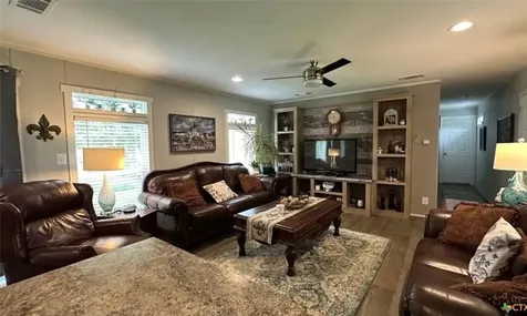 112 E Toledo Street Seadrift TX 77983