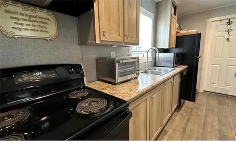 112 E Toledo Street Seadrift TX 77983