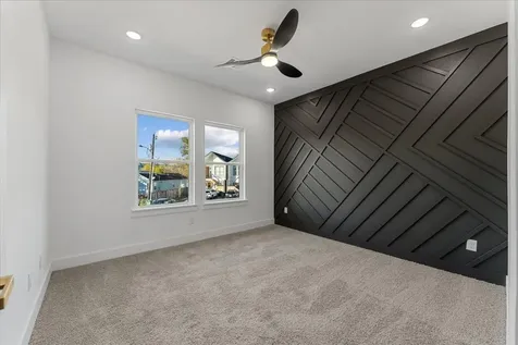 1010 Calvin Avenue B Houston TX 77088