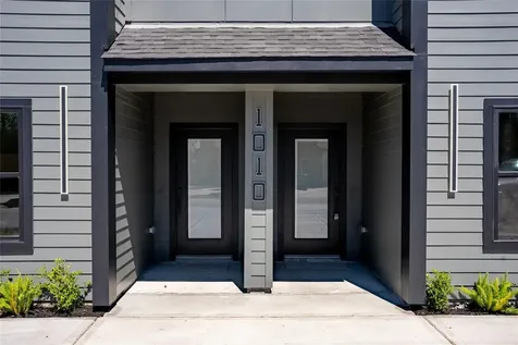 1010 Calvin Avenue B Houston TX 77088