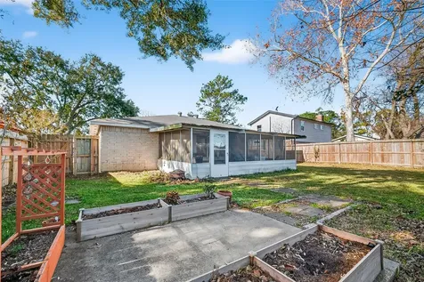 17115 Bougainvilla Lane Friendswood TX 77546