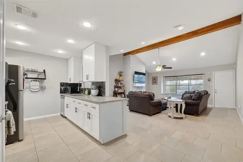 17115 Bougainvilla Lane Friendswood TX 77546
