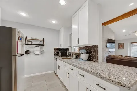 17115 Bougainvilla Lane Friendswood TX 77546