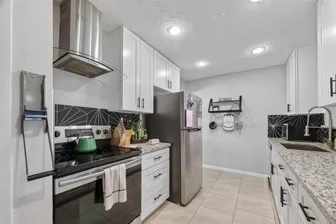 17115 Bougainvilla Lane Friendswood TX 77546