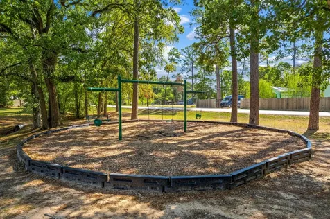 11382 Underwood Street Willis TX 77318
