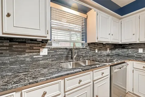 5711 Bermuda Dunes Drive Houston TX 77069
