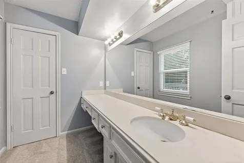 5711 Bermuda Dunes Drive Houston TX 77069