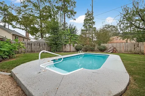 5711 Bermuda Dunes Drive Houston TX 77069