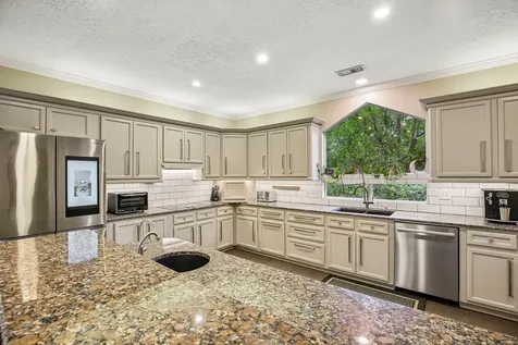 34 Highbush Court The Woodlands TX 77381