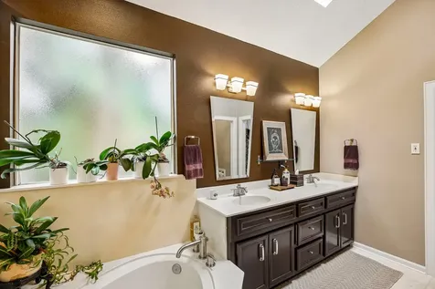 34 Highbush Court The Woodlands TX 77381