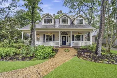 18 Amber Leaf Court The Woodlands TX 77381
