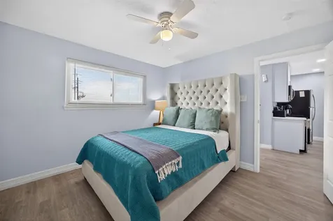 7600 Seawall Boulevard 209 Galveston TX 77551