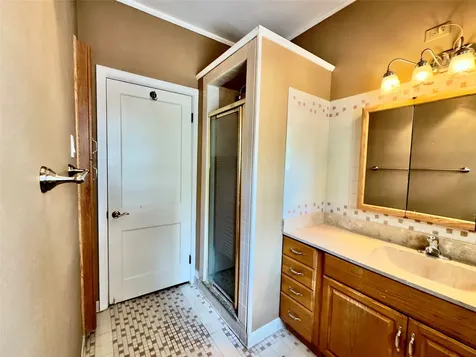 2614 Beauchamp Street Houston TX 77009