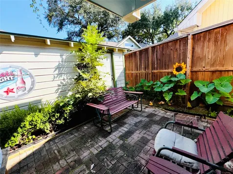 2614 Beauchamp Street Houston TX 77009