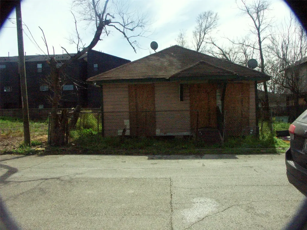 3012 Baer Street Houston TX 77020