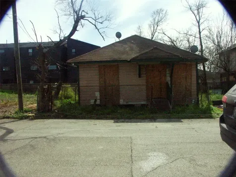 3012 Baer Street Houston TX 77020