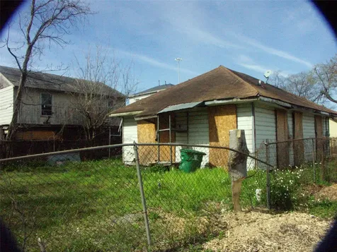 3012 Baer Street Houston TX 77020