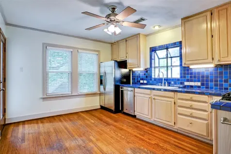 2324 Goldsmith Street B Houston TX 77030