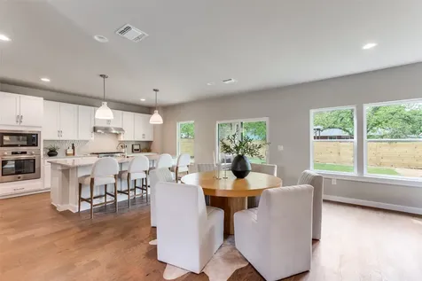 8012 Gault Street Austin TX 78757
