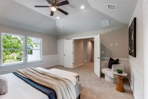 8012 Gault Street Austin TX 78757