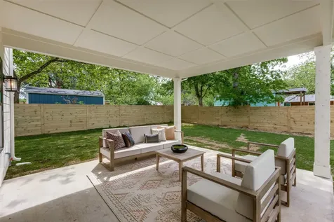 8012 Gault Street Austin TX 78757