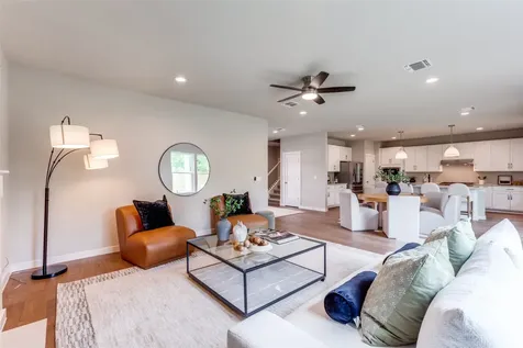 8012 Gault Street Austin TX 78757