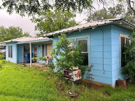 904 7th Street Brownwood TX 76801