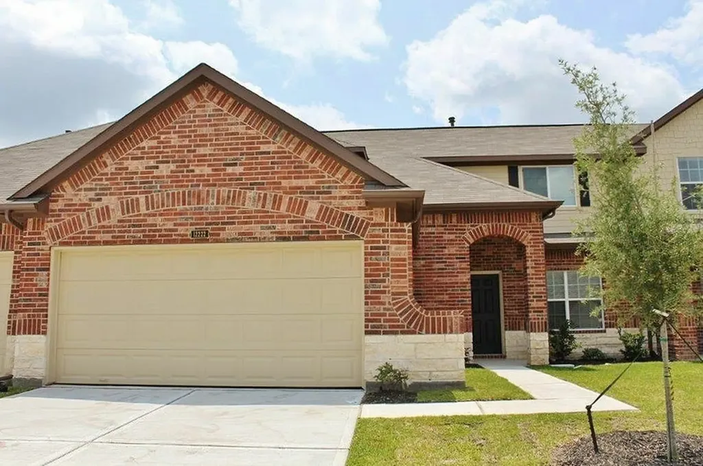 12222 Dona Lane Houston TX 77044