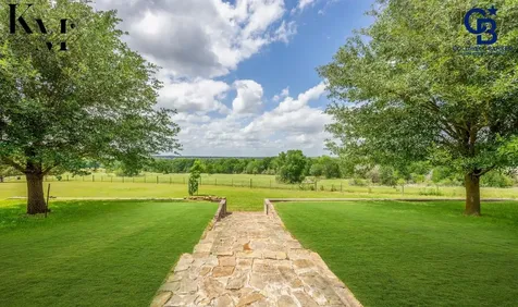 1980 Chappell Hill Ridge Lane Chappell Hill TX 77426