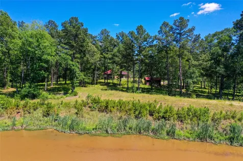 105 Coach Wind Drive Huntsville TX 77340
