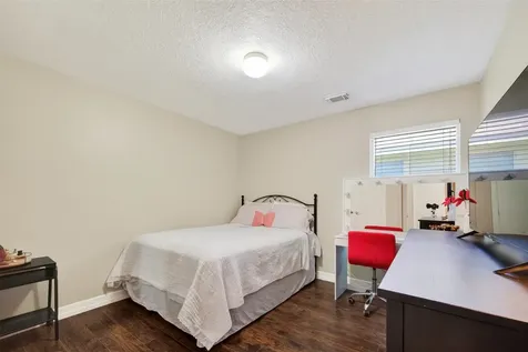 9507 Almond Glen Court Houston TX 77044