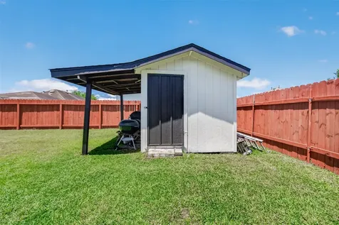 9507 Almond Glen Court Houston TX 77044