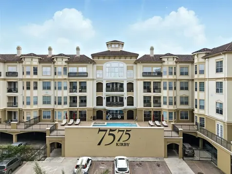 7575 Kirby Drive 3306 Houston TX 77030