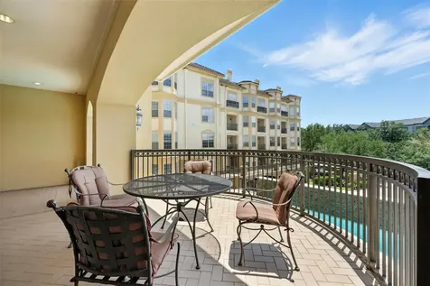 7575 Kirby Drive 3306 Houston TX 77030
