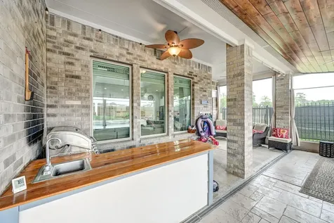 11106 Cunningham Fir Trail Tomball TX 77375