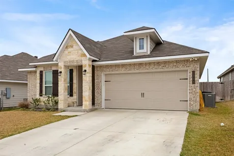 2208 Johnny Lyon Court Bryan TX 77807
