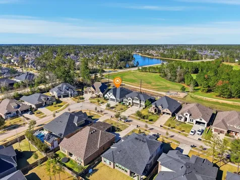 605 Ashbrook Ridge Lane Pinehurst TX 77362