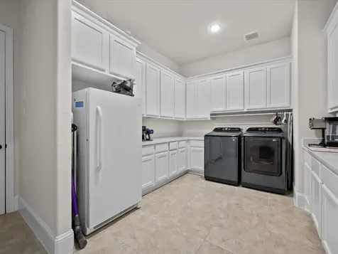 605 Ashbrook Ridge Lane Pinehurst TX 77362