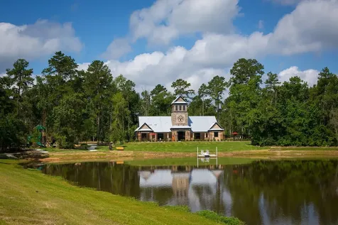 605 Ashbrook Ridge Lane Pinehurst TX 77362
