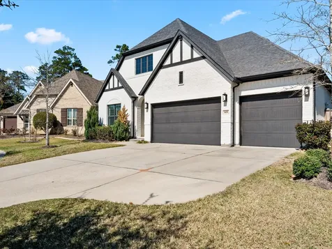 605 Ashbrook Ridge Lane Pinehurst TX 77362