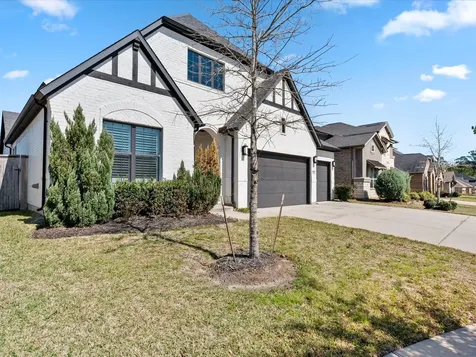 605 Ashbrook Ridge Lane Pinehurst TX 77362