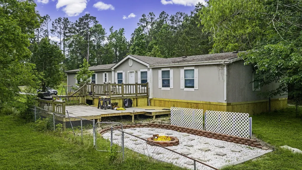 375 White Oak Cove Onalaska TX 77360