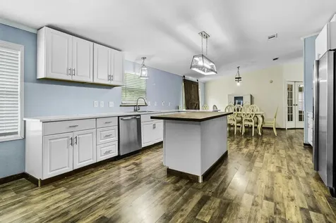 375 White Oak Cove Onalaska TX 77360